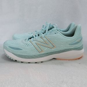 New Balance 860 Freshfoam Sneakers